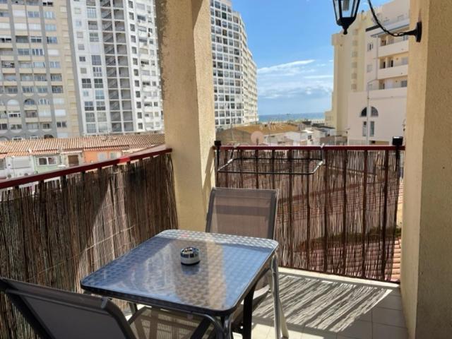 Apartamento Vacacional إمبوريابرافا المظهر الخارجي الصورة